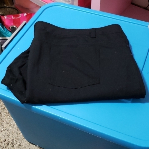 Maurices size 4R black pants. Excellent condition - Picture 1 of 4